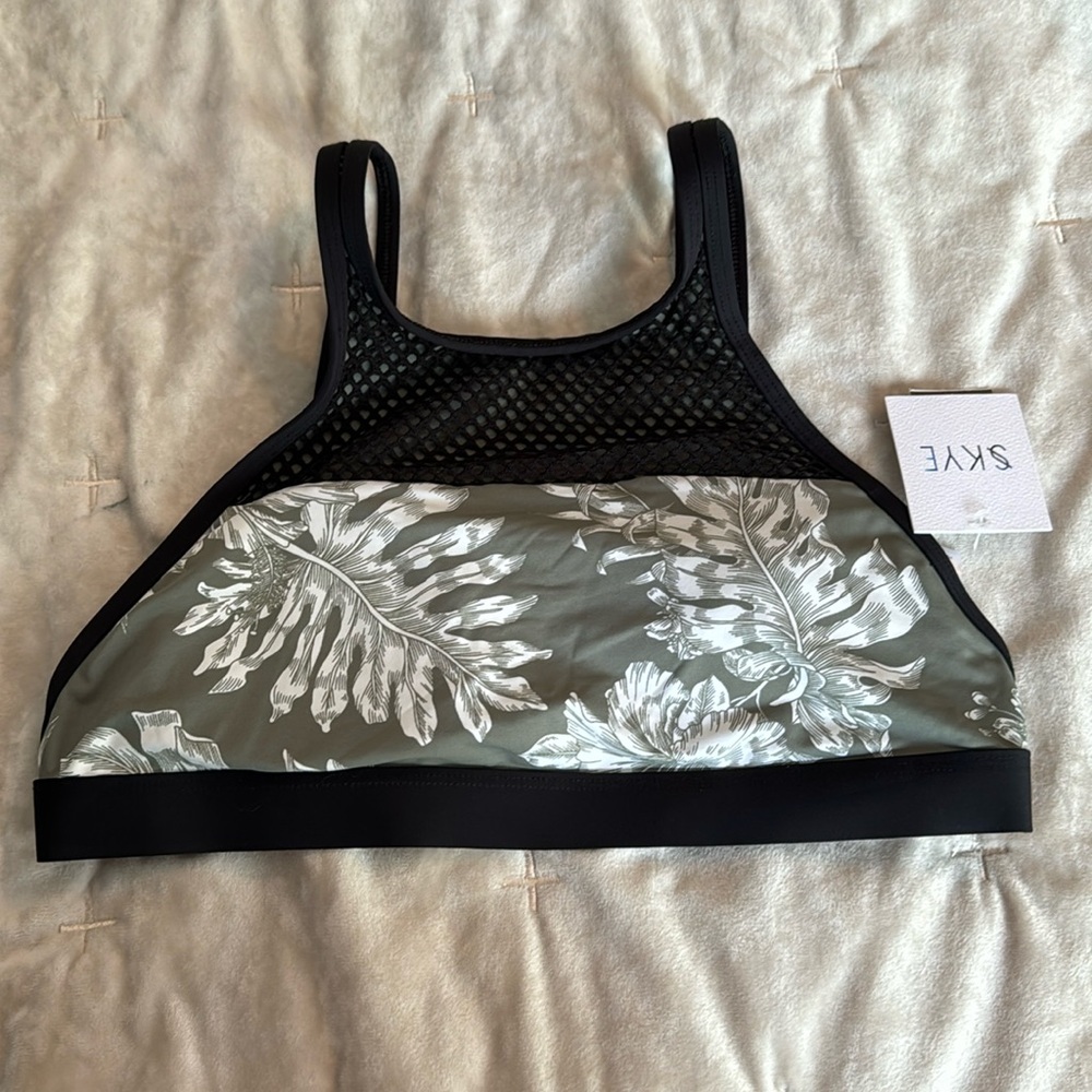 Skye Swim top Green High Neck Bikini